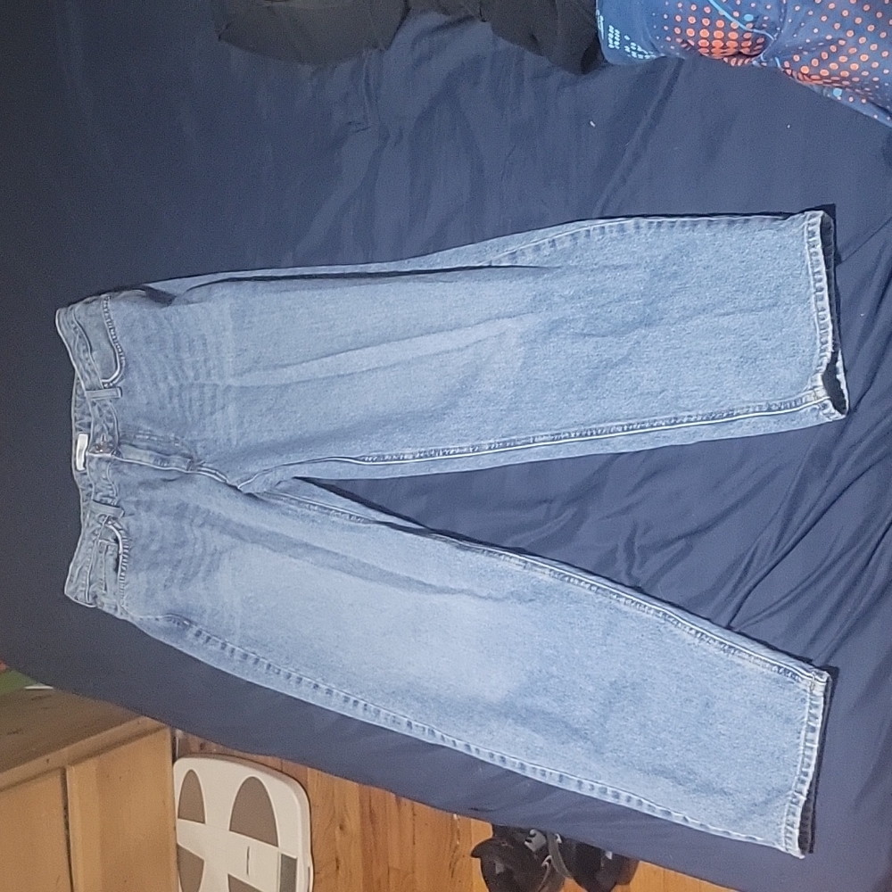 Forever 21 light blue jeans (boyfriend)